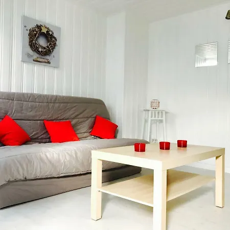 Apartment F1 Atypique Au Centre De